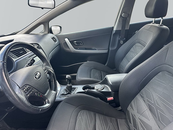 Kia Ceed 8 of 15