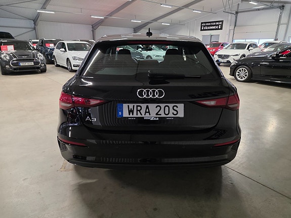 Audi A3 4 of 10