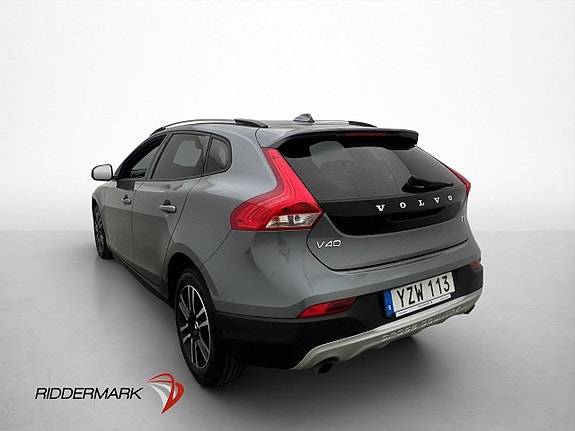 Volvo V40 Cross Country 5 of 30