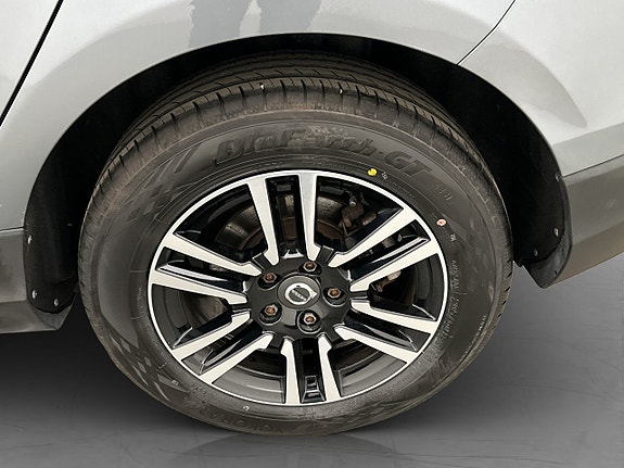 Volvo V40 Cross Country 28 of 30