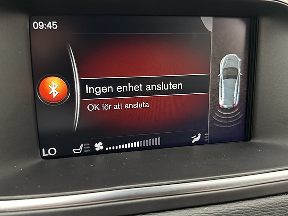 Volvo V40 Cross Country 18 of 30