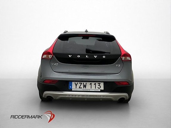 Volvo V40 Cross Country 6 of 30