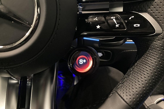 Mercedes-Benz GLE53 10 of 20
