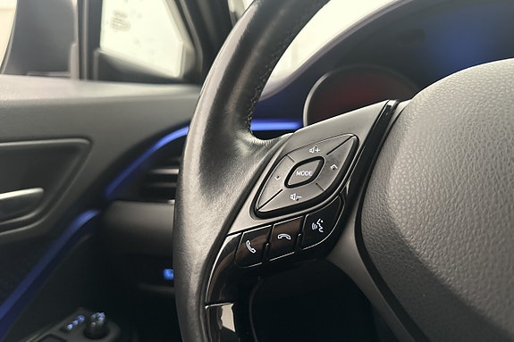 Toyota C-HR 17 of 27