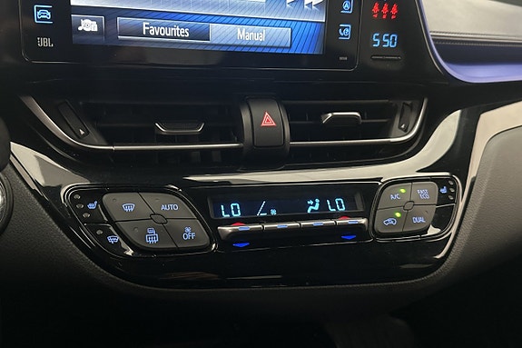 Toyota C-HR 24 of 27