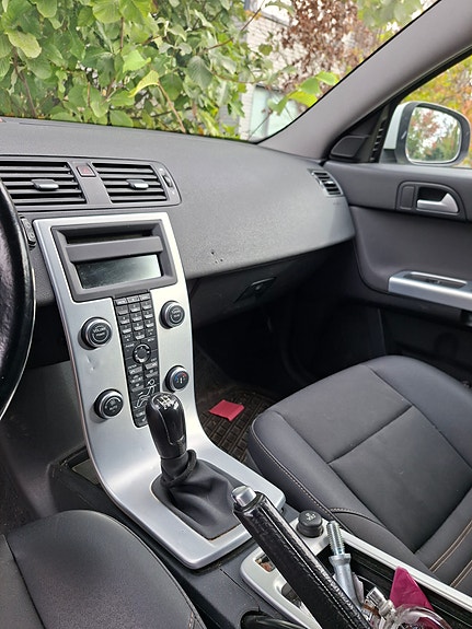 Volvo V50 5 of 5