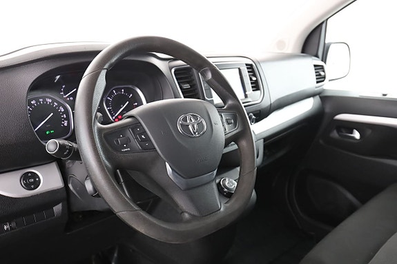 Toyota Proace Verso 12 of 30