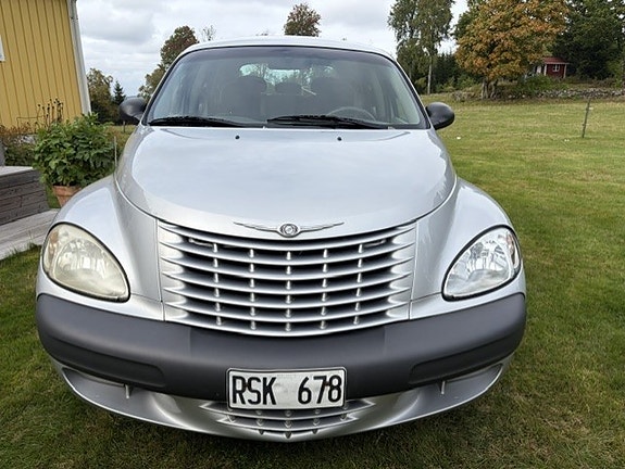 Chrysler PT Cruiser 4 of 6