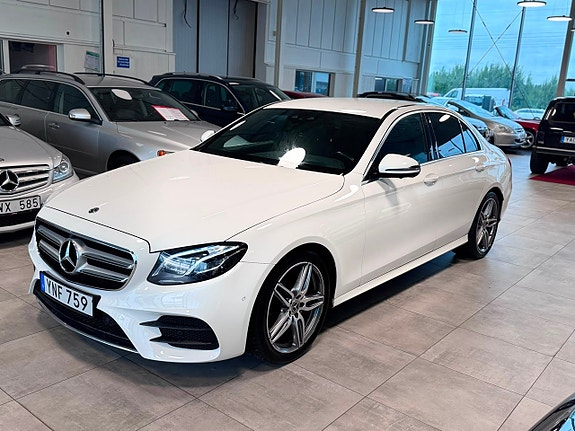 Mercedes-Benz E220 4 of 24