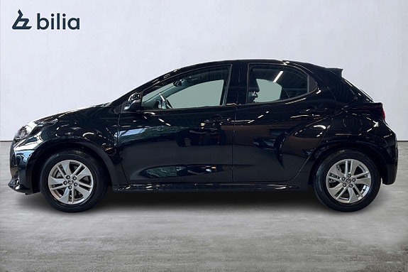 Toyota Yaris 3 of 24