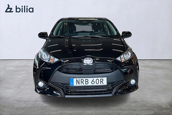 Toyota Yaris 6 of 24