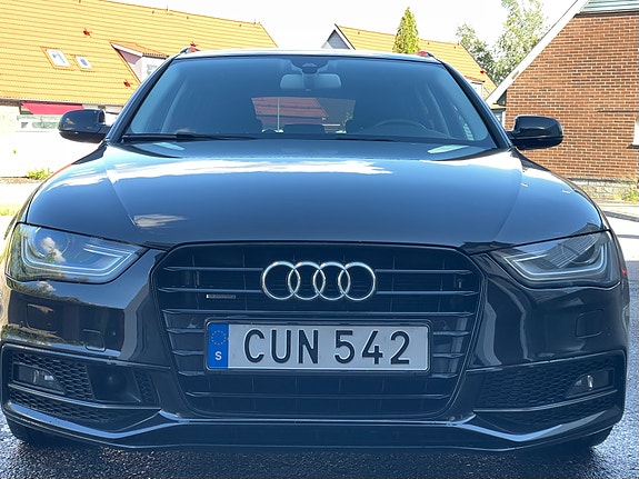 Audi A4 2 of 7