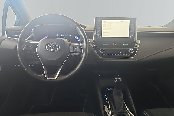 Toyota Corolla 8 of 17