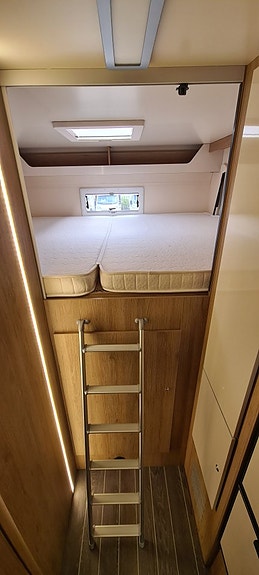 Ci Elliot 90 M "Dubbelbädd, STORT garage, cross husbil" 19 of 21