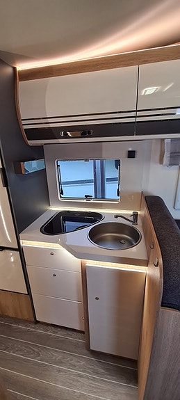Ci Elliot 90 M "Dubbelbädd, STORT garage, cross husbil" 15 of 21