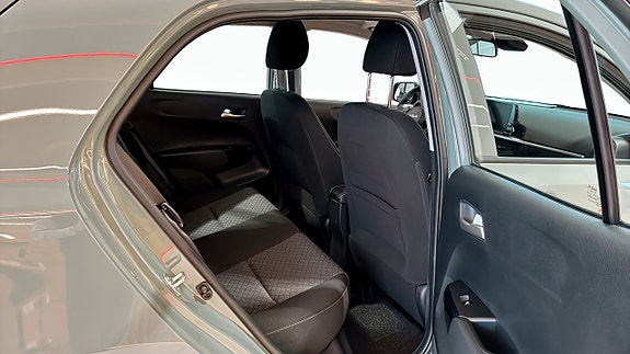 Kia Picanto 5 of 12