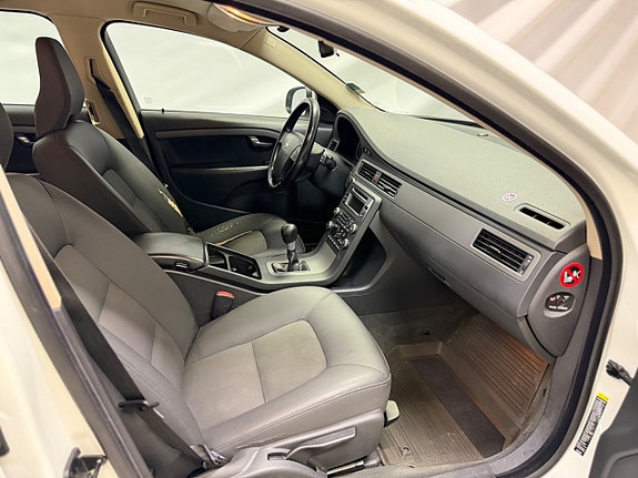 Volvo V70 7 of 10
