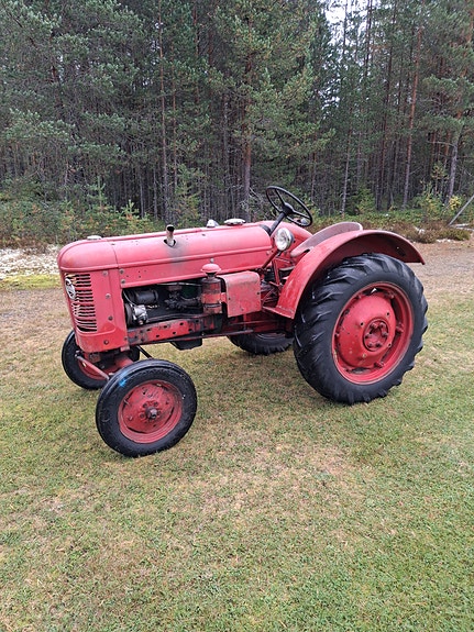 Volvo T 22 2 of 2