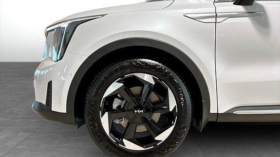 Kia Sorento 9 of 13