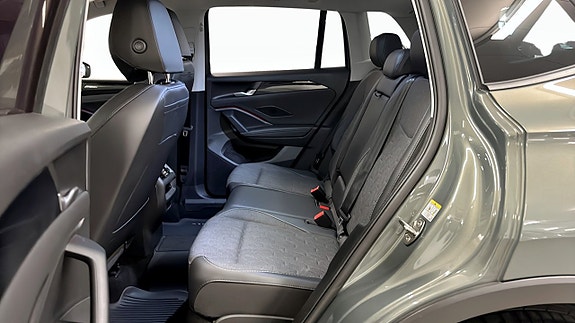 Volkswagen Tiguan 10 of 12
