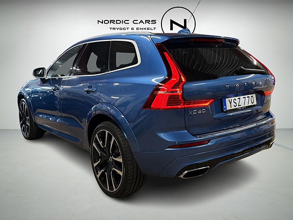 Volvo XC60 2 of 28