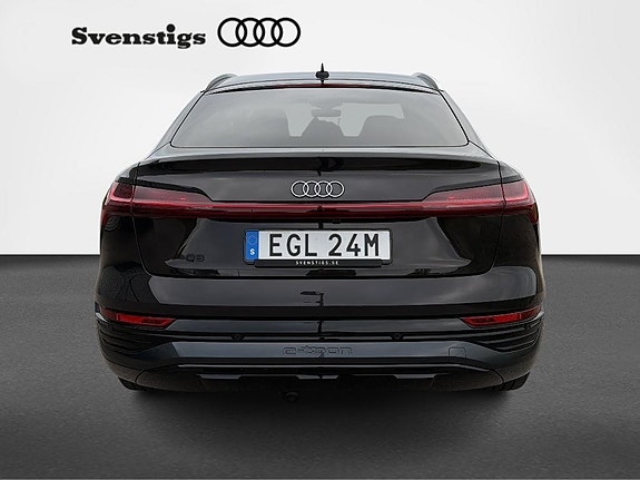 Audi Q8 7 of 14