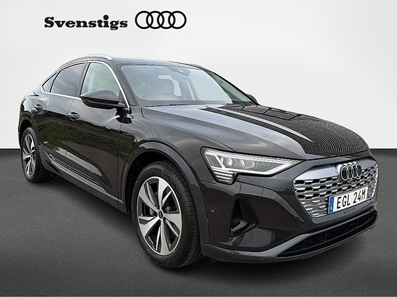 Audi Q8 2 of 14