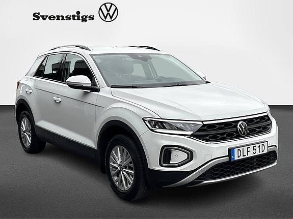 Volkswagen T-Roc 2 of 13
