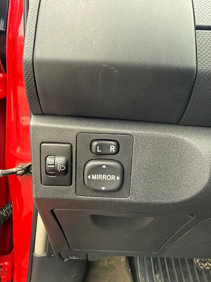 Toyota Yaris 17 of 18