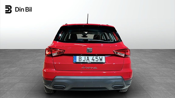 Seat Arona 5 of 18