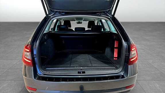 Skoda Octavia 12 of 21