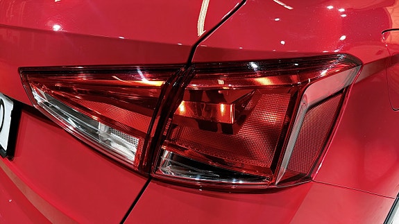 Seat Arona 13 of 18