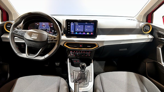Seat Arona 10 of 18