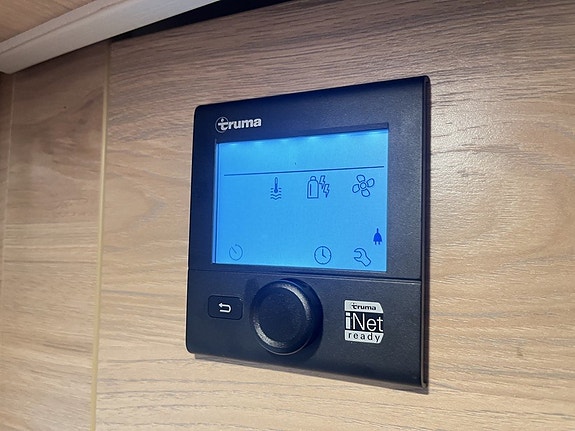 Dethleffs PULSE CLASSIC T 7051 (TRUMA+Ugn+AC+Aut 140hk+Solcell) 24 of 27