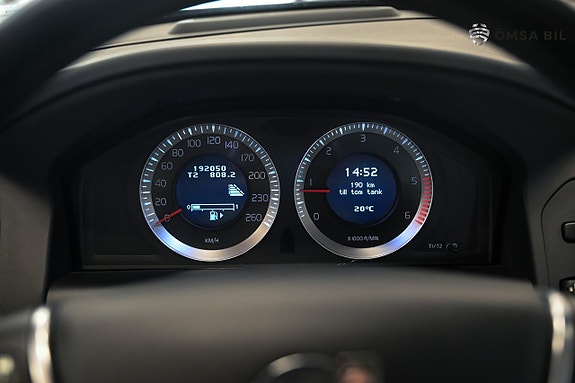 Volvo XC60 15 of 18