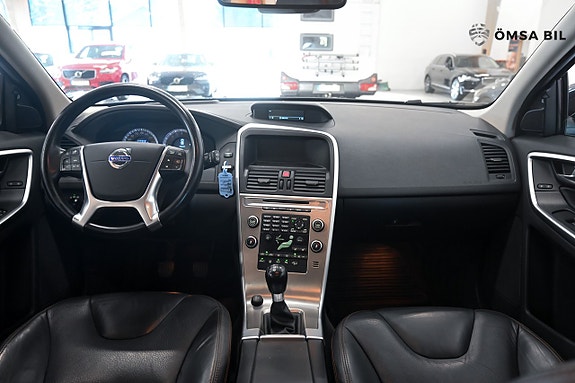 Volvo XC60 10 of 18