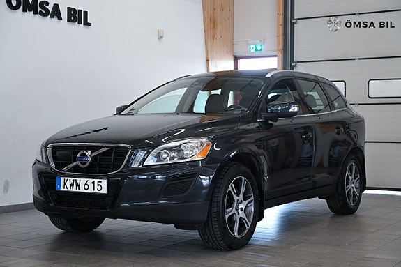 Volvo XC60 2 of 18