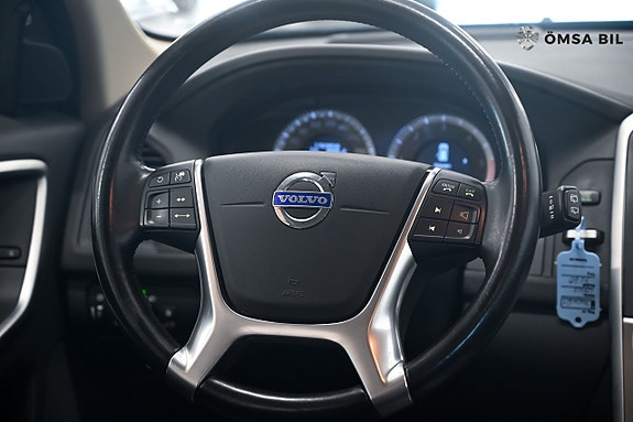 Volvo XC60 11 of 18