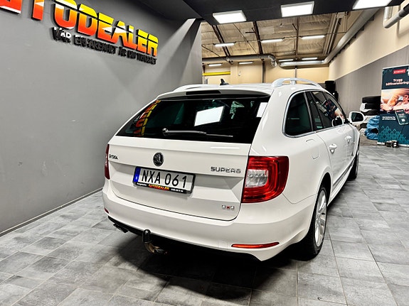 Skoda Superb 3 of 13
