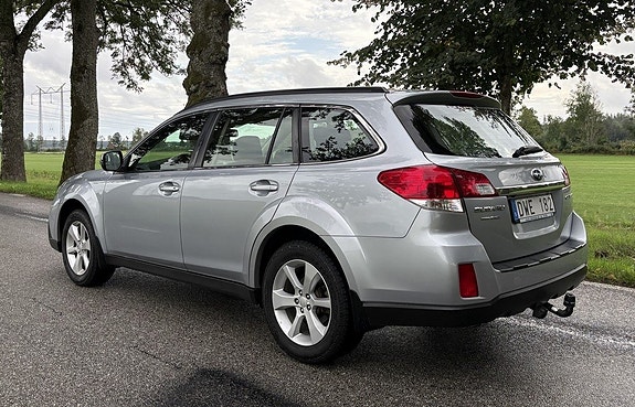 Subaru Outback 3 of 18