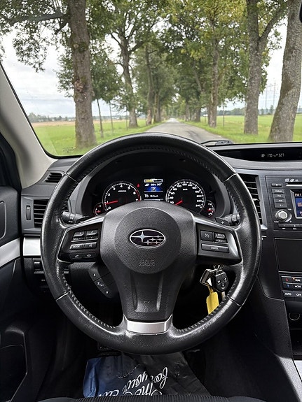 Subaru Outback 12 of 18