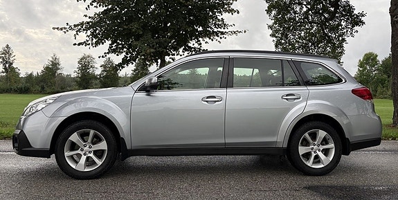 Subaru Outback 2 of 18