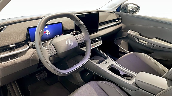 Volkswagen Polo 2 of 13
