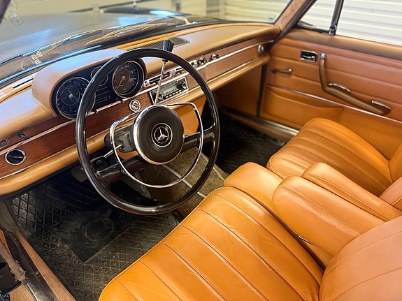 Mercedes-Benz W108/W109 12 of 18