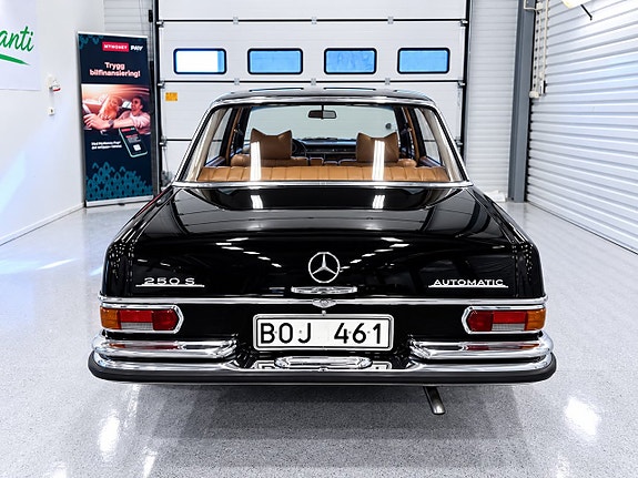 Mercedes-Benz W108/W109 6 of 18