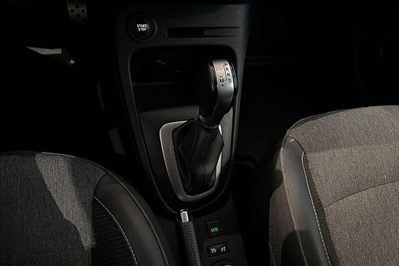 Renault Captur 14 of 25
