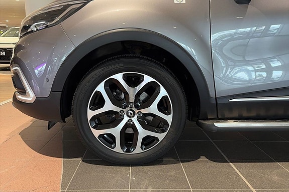 Renault Captur 25 of 25