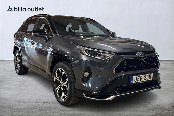 Toyota RAV4 Plug-in Hybrid 4 of 28