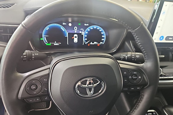 Toyota Corolla 13 of 18