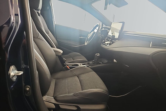Toyota Corolla 6 of 18